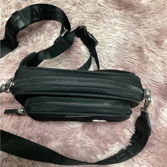 Karl Lagerfeld Black Crossbody Bag NWOT

Mrpb - Picture 4 of 12